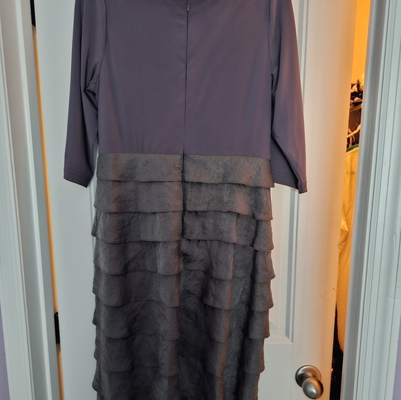 Adriana Papell 18W Lilac Dress - Picture 3 of 3